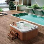 Outdoor spa/hot tub/3 persons BR-597