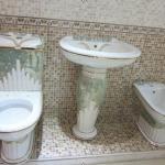 New modern bathroom two toilet set 0014 0014